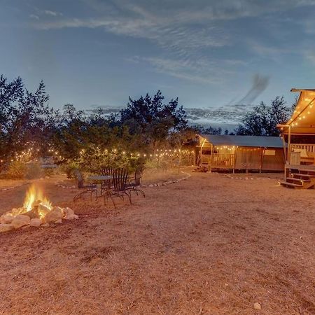 12 Fires Luxury Glamping With Heating #3 Hotel Johnson City Bagian luar foto