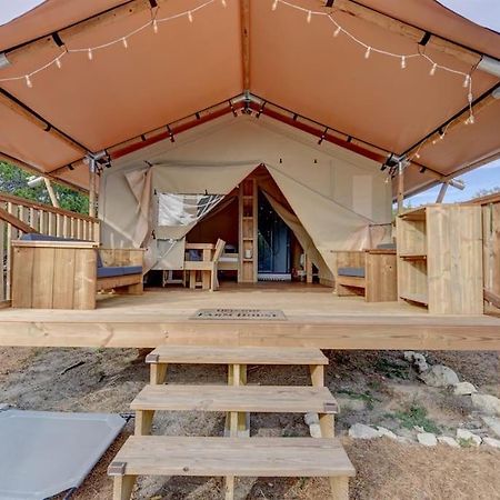 12 Fires Luxury Glamping With Heating #3 Hotel Johnson City Bagian luar foto